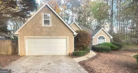 393 Victoria Ln, Stockbridge, GA 30281