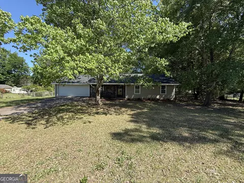 851 Vernon Ferry Rd, Lagrange, GA 30240