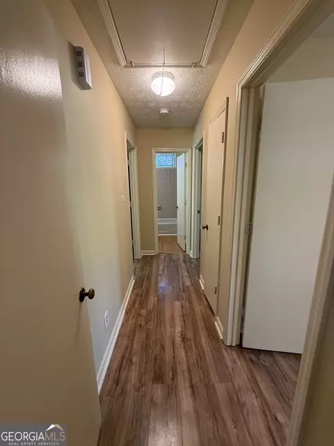 Entry Way - 851 Vernon Ferry Rd, Lagrange, GA 30240 photo 2 of 2
