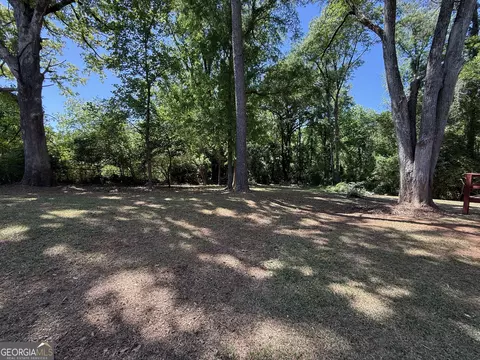 Exterior - 115 Daniel Ct, Lagrange, GA 30241 photo 9 of 10