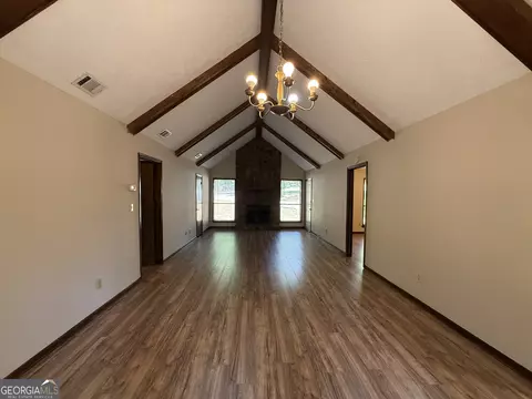 Living - 115 Daniel Ct, Lagrange, GA 30241 photo 1 of 6