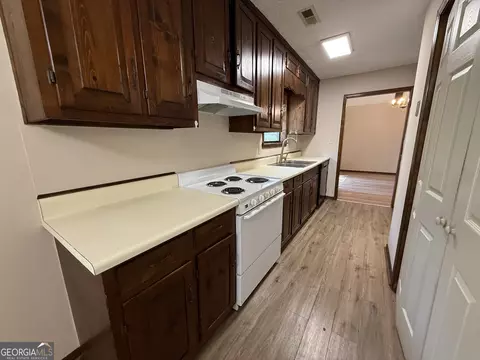 Kitchen - 115 Daniel Ct, Lagrange, GA 30241 photo 3 of 3