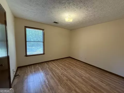 Bedroom - 115 Daniel Ct, Lagrange, GA 30241 photo 2 of 2