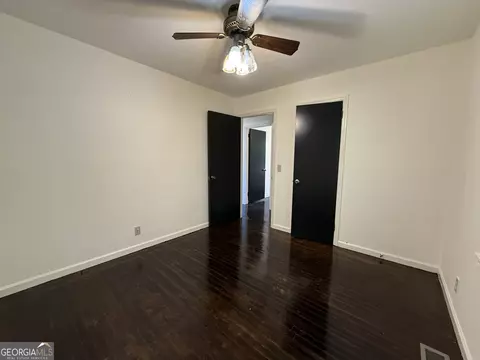 Bedroom - 179 Youngs Mill Rd, Lagrange, GA 30241 photo 2 of 5