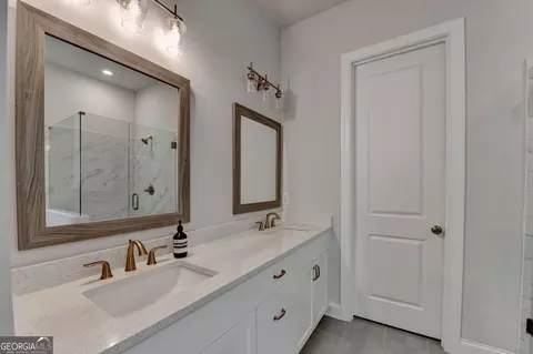 Bath - 3460 Ashfield Point Ave, Duluth, GA 30096 photo 3 of 8