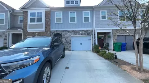 1962 Dillon Dr, Lithonia, GA 30058