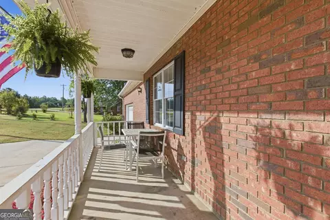 Exterior - 260 Brookhaven Cir, Toccoa, GA 30577 photo 6 of 7