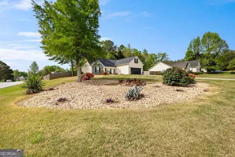Exterior - 15 Freeman Ct, Covington, GA 30016 photo 4 of 15