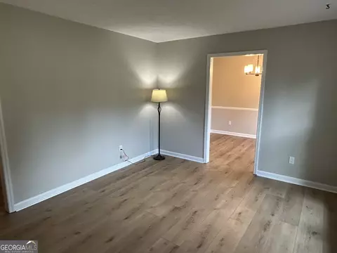 Living - 191 Moccasin Trl, Lagrange, GA 30241 photo 5 of 6