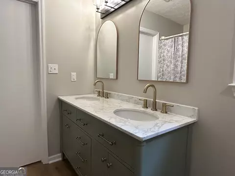 Bath - 191 Moccasin Trl, Lagrange, GA 30241 photo 1 of 5