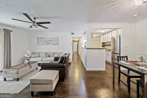 725 Dalrymple Rd #5C, Sandy Springs, GA 30328