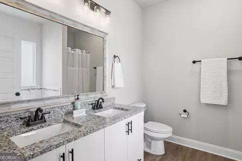 Bath - 267 Timberlake Dr, Guyton, GA 31312 photo 1 of 3