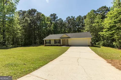 102 Honey Ln, Mcdonough, GA 30252