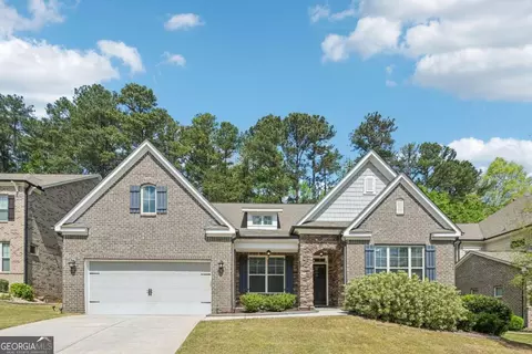 330 La Perla Dr, Sugar Hill, GA 30518