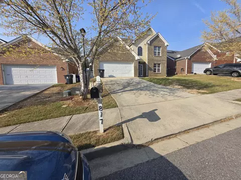 817 Winsap Dr, Stockbridge, GA 30281