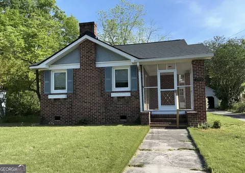 245 Edwards St, Elberton, GA 30635