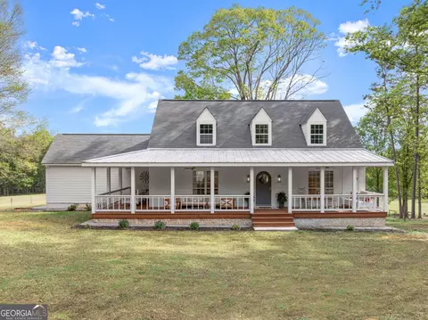 1407 Dixon Bridge Rd, Maysville, GA 30558
