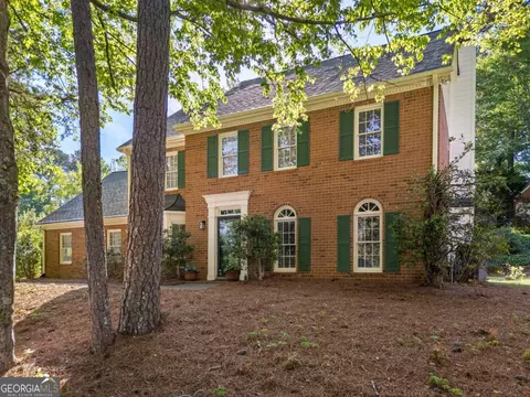 4150 Woodlark Ct NE, Roswell, GA 30075