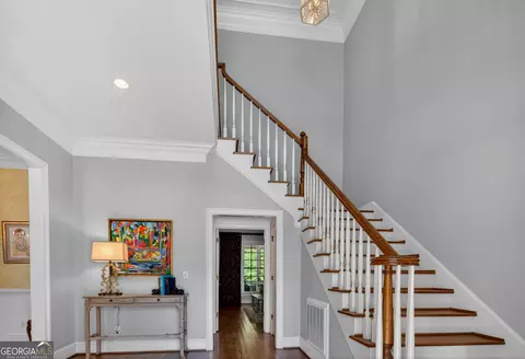 Entry Way - 207 Lakeshore Dr, Lagrange, GA 30240 photo 1 of 5