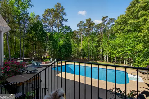 Exterior - 207 Lakeshore Dr, Lagrange, GA 30240 photo 13 of 16