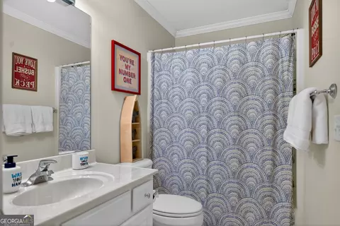 Bath - 207 Lakeshore Dr, Lagrange, GA 30240 photo 12 of 12