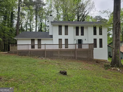 5051 Golfbrook Dr, Stone Mountain, GA 30088