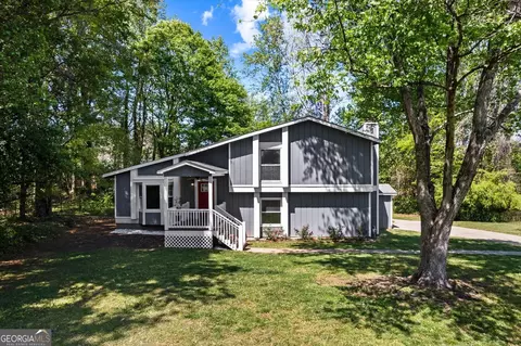 2592 Twin Oaks Dr SW, Marietta, GA 30064