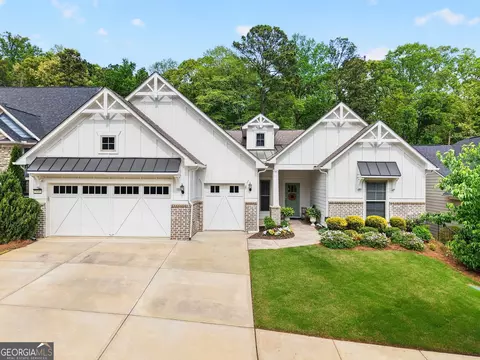 5645 Willow Springs Pl, Hoschton, GA 30548
