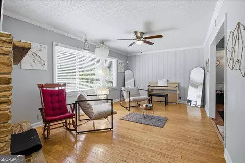 Living - 3270 Rex Rd, Rex, GA 30273 photo 1 of 2