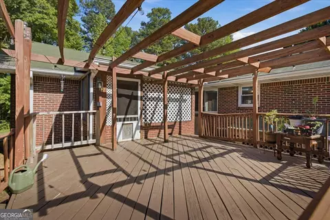 Exterior - 3270 Rex Rd, Rex, GA 30273 photo 5 of 8
