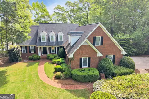 Exterior - 125 Lake Dr, Covington, GA 30014 photo 5 of 13