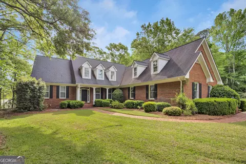 Exterior - 125 Lake Dr, Covington, GA 30014 photo 12 of 13