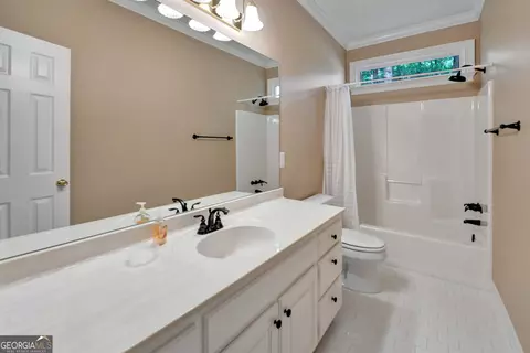 Bath - 125 Lake Dr, Covington, GA 30014 photo 5 of 6