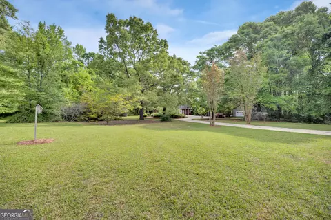 Exterior - 125 Lake Dr, Covington, GA 30014 photo 10 of 13