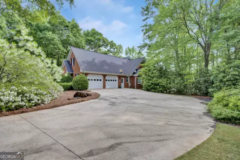 Exterior - 125 Lake Dr, Covington, GA 30014 photo 2 of 13