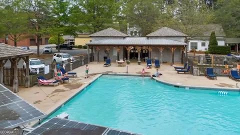Exterior - 4121 Summers St SW, Covington, GA 30014 photo 6 of 11