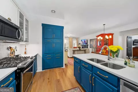 Kitchen - 4121 Summers St SW, Covington, GA 30014 photo 3 of 4