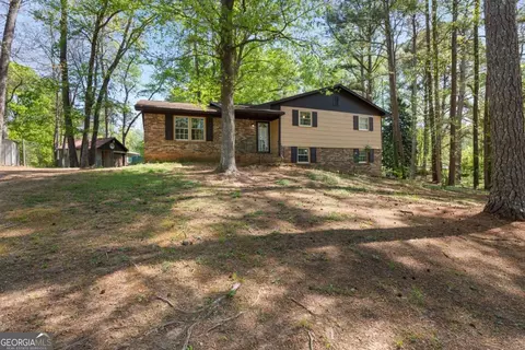 2159 Chestnut Log Dr, Lithia Springs, GA 30122