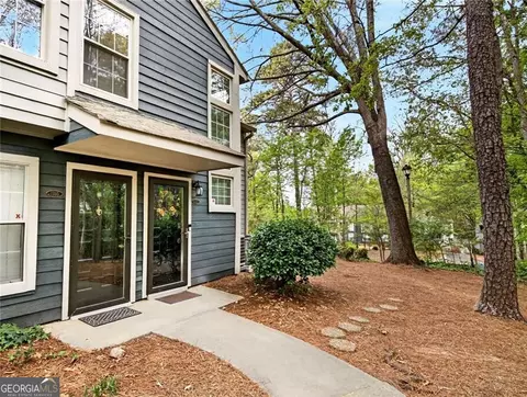 1337 N Crossing Dr, Atlanta, GA 30329