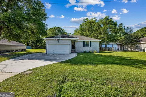 79 Springhill Cir, Kingsland, GA 31548