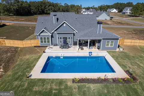 Exterior - 255 Old Town Rd, Dacula, GA 30019 photo 2 of 10