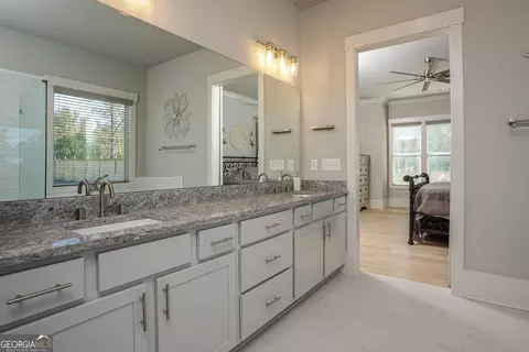 Bath - 255 Old Town Rd, Dacula, GA 30019 photo 4 of 4
