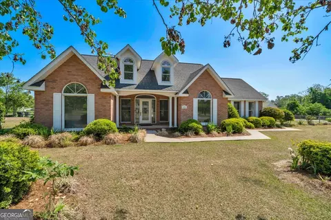 420 James St, Ailey, GA 30410