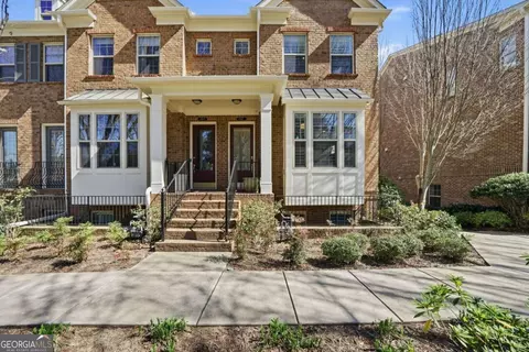 447 Alderwood St, Atlanta, GA 30328