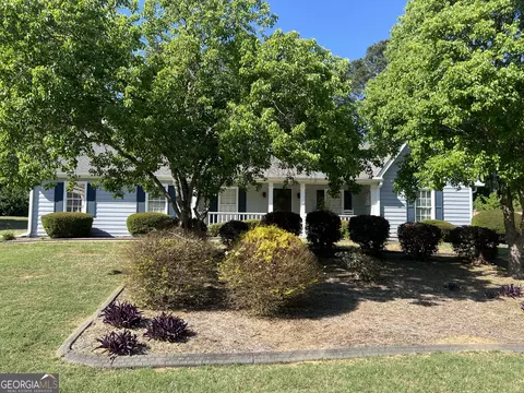 Exterior - 255 Pine Tree Ln, Mcdonough, GA 30252 photo 1 of 4