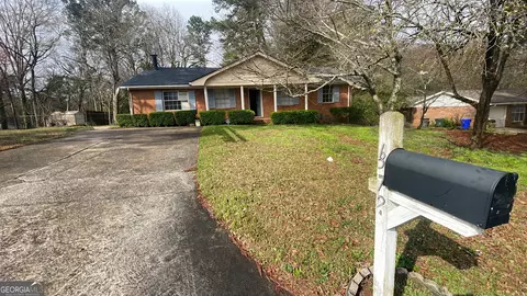 1372 Peggy Ln NW, Conyers, GA 30012