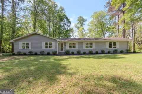 220 Burnie Rd, Woodstock, GA 30188