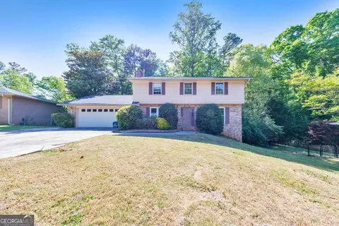 1414 Edinburgh Dr, Tucker, GA 30084