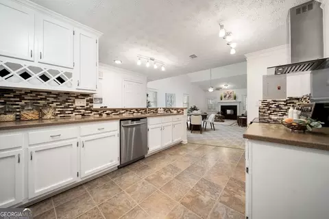 Kitchen - 3265 Heatheridge, Duluth, GA 30096 photo 4 of 4