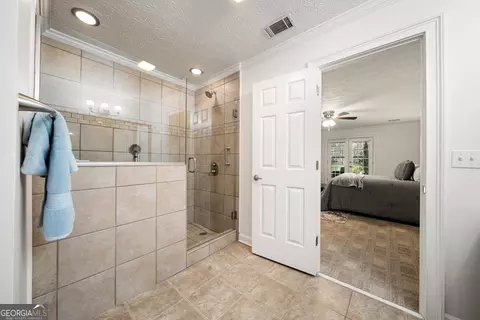 Bath - 3265 Heatheridge, Duluth, GA 30096 photo 2 of 4